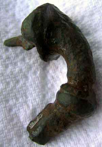 romanbrooch3copy
